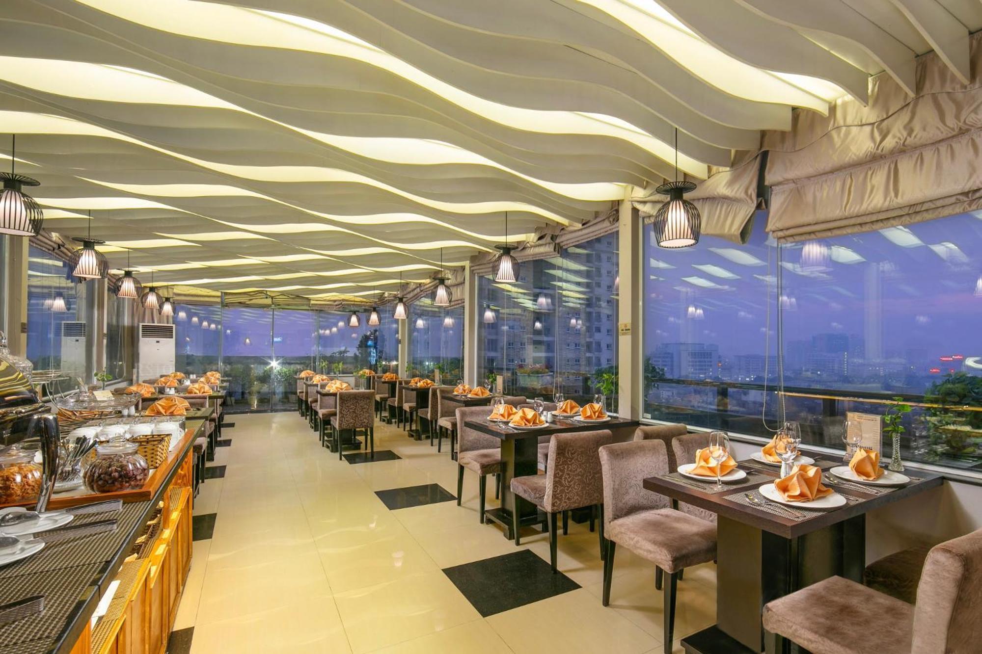 Parkside Sunline Hotel Ханой Экстерьер фото