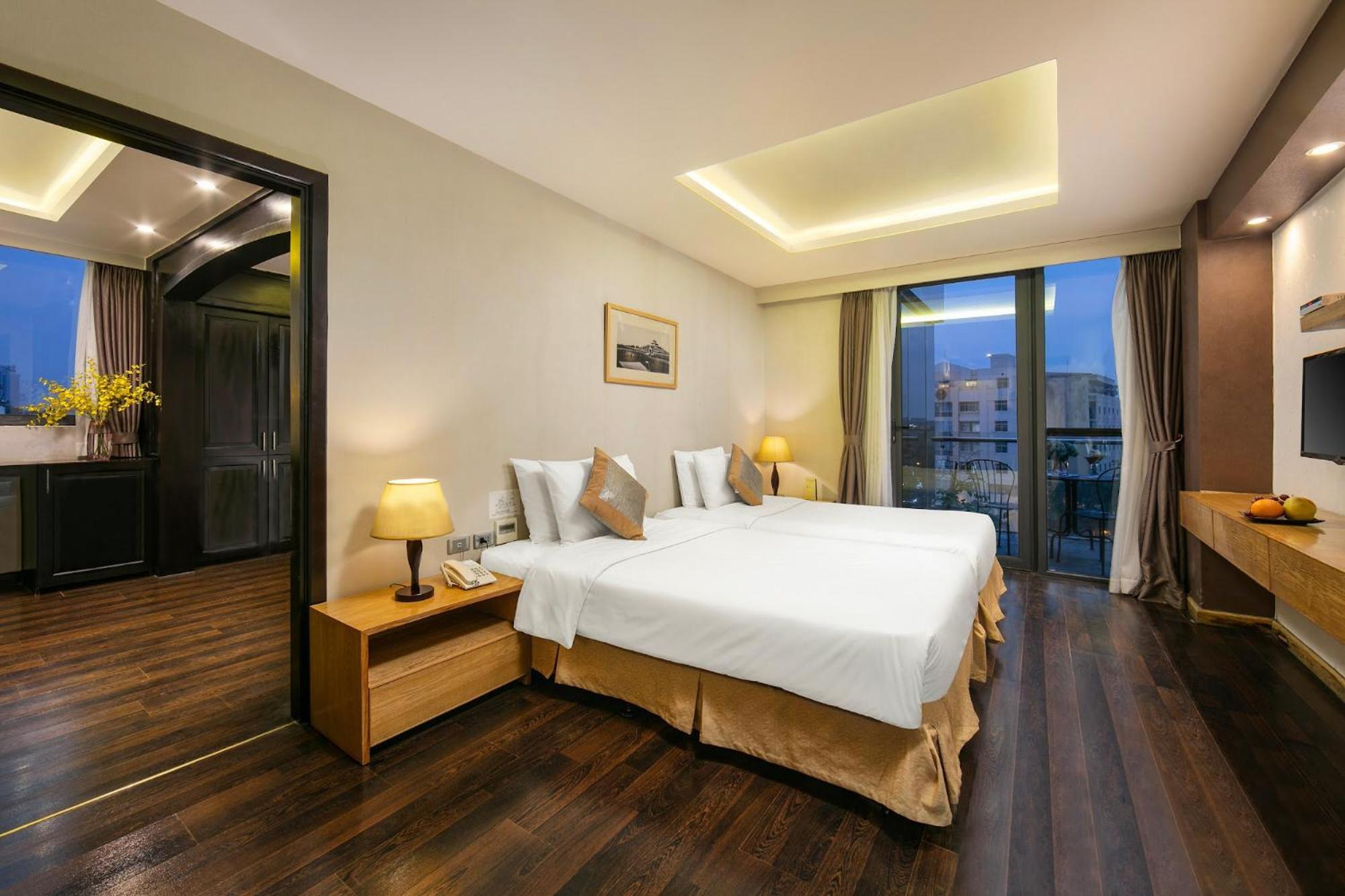 Parkside Sunline Hotel Ханой Экстерьер фото